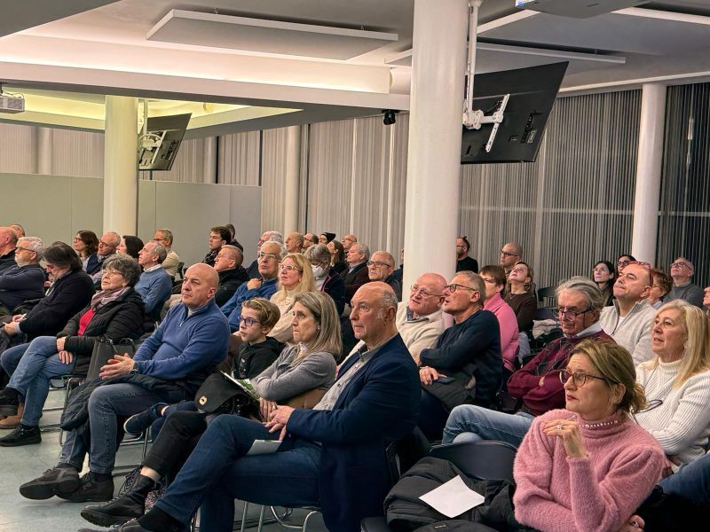 No alternative text description for this image