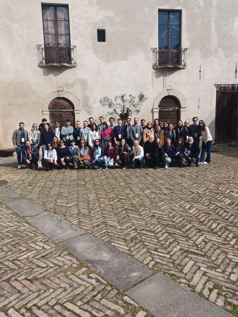 No alternative text description for this image